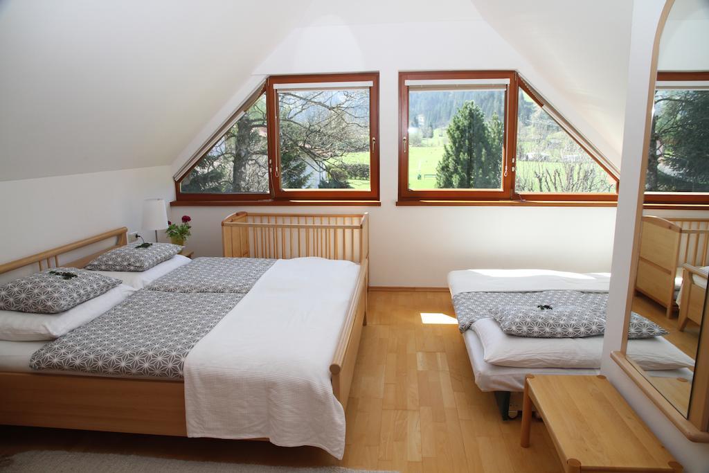 Villa Schnuck - Das Rote Ferienhaus Bad Gastein Room photo